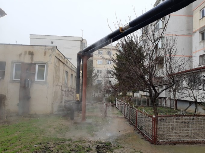 Zonă Capitol: Avarie majoră lasă fără apă caldă mai multe blocuri! Descoperă care sunt punctele termice afectate! 1 mai multe blocuri din zona capitol au ramas fara apa calda din cauza unei avarii vezi aici punctele termice afectate 68de14a9e3b52