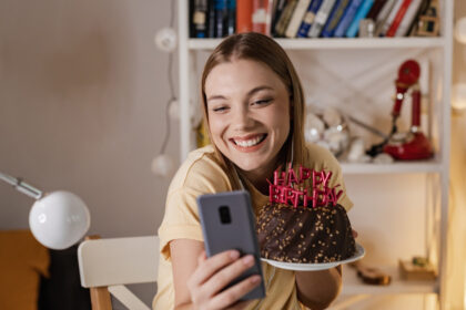 mesaje de la multi ani pentru aniversarea onomastica de sfantul dumitru indemnul preotului pentru sarbatoritii zilei de 26 octombrie 68fd184f3e214