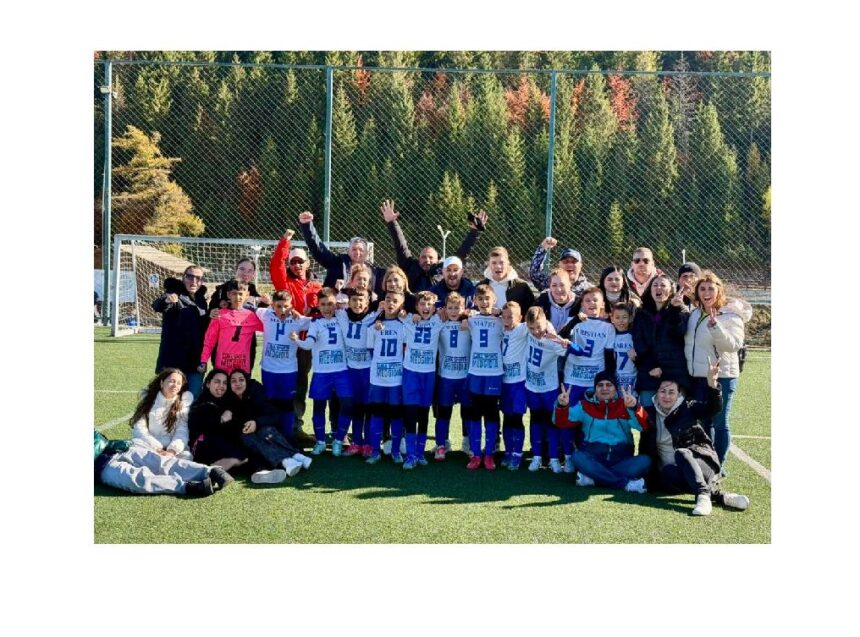 Micii jucători de fotbal de la CS Medgidia strălucesc cu bronzul obținut la competiția de la Cheile Grădiștei 1 micii fotbalisti de la cs medgidia locul iii la turneul de la cheile gradistei 69024b00049c6