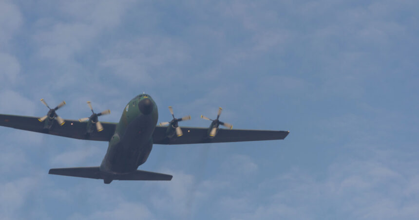 Operațiune de salvare a Forțelor Aeriene Române: evacuarea a 10 pacienți și 23 de susținători palestinieni din Israel 1 misiune a fortelor aeriene romane de evacuare din israel a 10 pacienti si 23 de apartinatori palestinieni 690276f54bf64