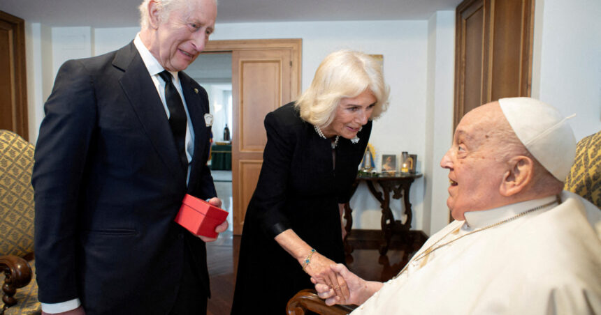 O clipă de neuitat: Regele britanic și Papa se unesc în rugăciune după cinci secole de așteptare 1 moment istoric regele britanic se va ruga alaturi de papa pentru prima data in cinci secole 68f8ef187e95b