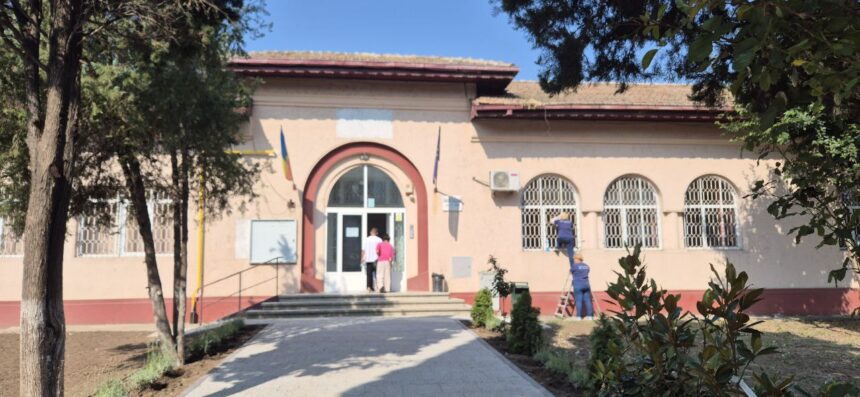 Primăria sugerează revitalizarea Școlii nr. 1 de pe bulevardul Mamaia din Constanța ca un nou loc de întâlnire pentru comunitate 1 municipalitatea propune transformarea scolii nr 1 de pe bulevardul mamaia din constanta in spatiu public 68fcd3ca4dd79