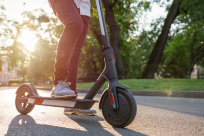 Orașul de județ care a decis să limiteze circulația trotinetelor începând de astăzi. Ce sancțiuni îi așteaptă pe cei care nu respectă regulile 2 municipiul resedinta de judet care a interzis de astazi partial circulatia trotinetelor ce amenzi vor lua cei care nu se conformeaza 6903821a8baa7