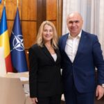 Întâlnirea deosebită dintre Nadia Comăneci, Mihai Covaliu și premierul Ilie Bolojan: Temele dezbătute 3 nadia comaneci si mihai covaliu s au intalnit cu premierul ilie bolojan ce au discutat 68ed579e69e7c