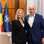 Întâlnire deosebită: Nadia Comăneci și Mihai Covaliu discută cu premierul Ilie Bolojan despre festivitățile dedicate „Anului Nadia Comăneci” din 2026 2 nadia comaneci si mihai covaliu s au intalnit cu premierul ilie bolojan discutii despre celebrarea anului nadia comaneci in 2026 68ed62c5b0684