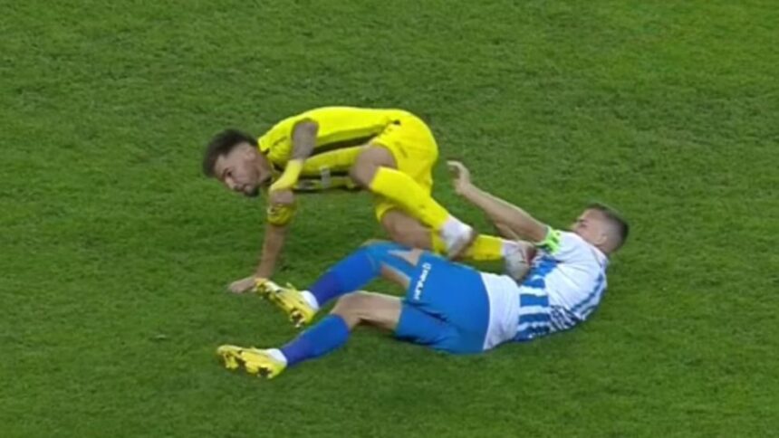 Breaking News: Nicușor Bancu a primit sancțiunea după eliminarea din meciul Universitatea Craiova - Dinamo! 1 news alert nicusor bancu si a aflat pedeapsa dupa cartonasul rosu din universitatea craiova dinamo 68dd436673d76