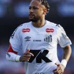 Neymar sub îndrumarea lui Cristi Chivu?! Starul brazilian se află pe lista Interului! 2 neymar antrenat de cristi chivu starul brazilian a fost propus la inter 68eeb3770e6ee