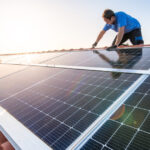 Nicușor Dan a adresat o plângere la CCR privind „legea prosumatorilor”: impactul asupra celor care au instalat panouri solare 5 nicusor dan a sesizat ccr pe legea prosumatorilor cum sunt afectati cei care si au montat panouri solare 6904e1bccc643