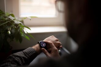 nu uitati sa dati ceasurile inapoi romania trece la ora de iarna in noaptea de 25 spre 26 octombrie 68fcde809cd65