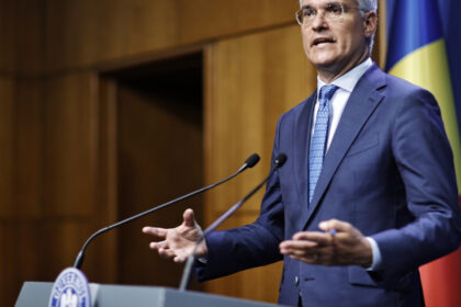 paradoxul romaniei explicat de pislaru tara noastra sta pe un munte de bani europeni dar incearca sa incheie anul cu deficit de 84 68ee15c35aff5