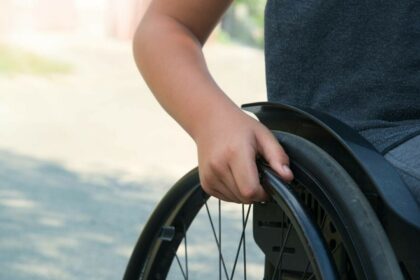 parintii copiilor cu nevoi speciale pot lucra de acasa mai multe zile pe luna potrivit unei noi legi 68ef7e040f2ee