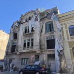 Transformarea unei comori arhitecturale din Zona Peninsulară: clădirea fostului primar, acum disponibilă pentru cumpărare! 2 pasi concreti pentru reabilitarea unei bijuterii arhitecturale din zona peninsulara casa in care a locuit un fost primar este si scoasa la vanzare 68fa0a15b02b4