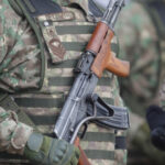 Patru luni de antrenament militar la prețul de 6.000 de euro. Astăzi, Guvernul dezbate legi esențiale pentru siguranța României. 2 patru luni de pregatire militara pentru 6 000 de euro guvernul discuta azi legi vitale pentru securitatea romaniei 68de2099285d6