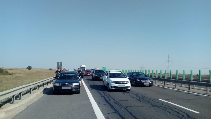Atenție, Constanța! Un recidivist își completează lista de infracțiuni pe străzile orașului! 1 pericol public pe strazile din constanta un individ care face colectie de condamnari a mai adaugat una la palmares 68eed262075e8