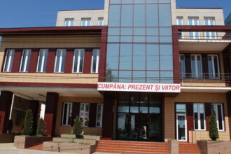 primaria cumpana sarbatoreste ziua armatei romane un omagiu adus eroilor din toate timpurile 68f9dc8acec6b