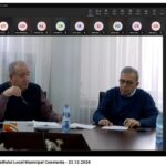 Primarul Vergil Chițac a convocat o ședință virtuală a Consiliului Local Constanța, discutând despre tarifele pentru gigacalorie, reconversia unei foste școli în centre de servicii publice și indemnizațiile consilierilor. 2 primarul vergil chitac a convocat consiliul local constanta in sedinta online pretul gigacaloriei transformarea unei foste scoli in spatii pentru servicii publice si indemnizatiile consilierilor p 68fa73a82a695