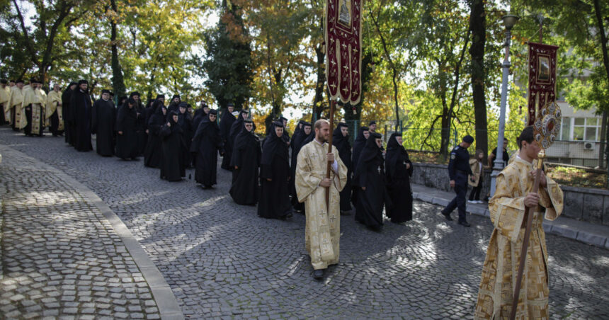 programul pelerinajului sfantului dimitrie cel nou in 2025 la bucuresti cand are loc procesiunea calea sfintilor 68f08b2899f8c