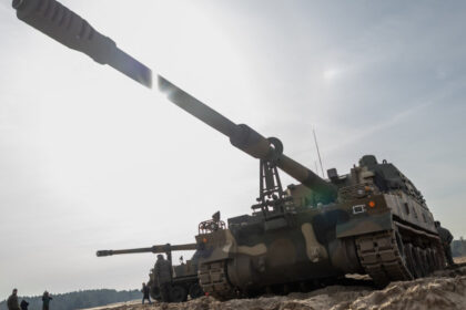 romania afla in sfarsit cand poate incepe productia locala de obuziere k9 thunder in valoare de 1 miliard de dolari 68fd22de5e795