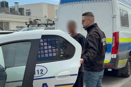 scandal in tomis nord un preot a spart geamul unei masini la vederea politistilor a devenit recalcitrant si a fost incatusat 690372dadcda3