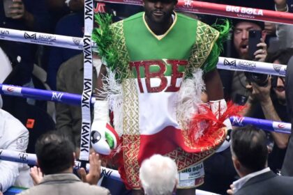 se negociaza un nou meci istoric in box manny pacquiao vs floyd mayweather 6904975ae6a6b