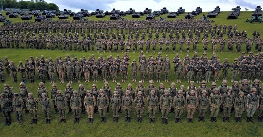 Întâlnire crucială la Guvern: 6.000 de euro pentru patru luni de antrenament militar. Descoperă ce propuneri legislative sunt în discuție în cadrul Executivului! 1 sedinta importanta la guvern 6 000 de euro pentru patru luni de pregatire miliara vezi aici ce proiecte de legi analizeaza executivul 68de2606b0b98