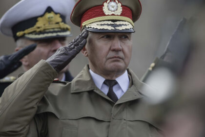 seful armatei romane ne pregatim ca pentru un razboi declaratiile lui gheorghita vlad privind trimiterea de trupe in ucraina 68f8c86ebc4fb