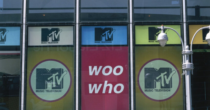 O eră se încheie: MTV, simbolul muzicii timp de 44 de ani, își va închide porțile la finalul anului 2025. 1 sfarsitul unei epoci dupa 44 de ani postul muzical mtv se va inchide la sfarsitul anului 2025 68ee7f3a7a4ca