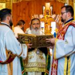 Ceremonie solemnă în memoria eroilor români și bulgari la Mircea Vodă, condusă de Înaltpreasfințitul Teodosie 9 slujba de pomenire a eroilor romani si bulgari la mircea voda oficiata de inaltpreasfintitul teodosie 6904d916b8eba