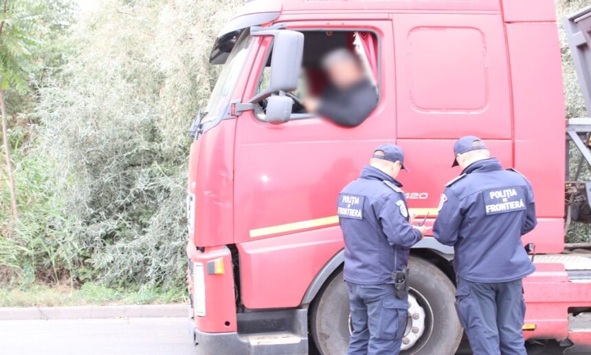 Imprevizibil la Negru Vodă: Ce secrete a descoperit poliția la un cetățean belarus! 1 surpriza la frontiera de la negru voda ce au descoperit politistii in cazul unui cetatean din belarus 68de53af10014