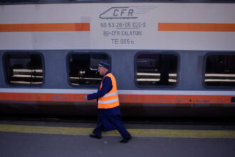 trenurile cu locomotiva electrica ale cfr calatori ar putea sa nu mai circule pe reteaua feroviara de saptamana viitoare 68dd371689f95