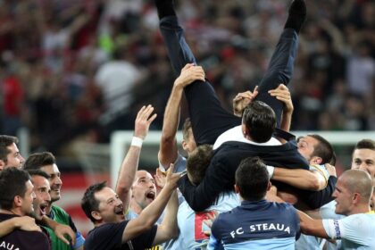 uluitor s a furat un ceas rolex din vestiarul lui fcsb iar antrenorul a intervenit imediat a aratat ce fel de om e 690241b3736e5