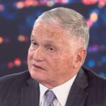 Adrian Zuckerman: Decizia de retragere a trupelor americane, anunțată în timpul vizitei lui Trump în Asia, m-a lăsat fără cuvinte. O amenințare considerabilă 7 video adrian zuckerman m a surprins ca anuntul retragerii unor trupe ale sua s a facut cand trump era in asia e o mare primejdie 6903cbf710b55