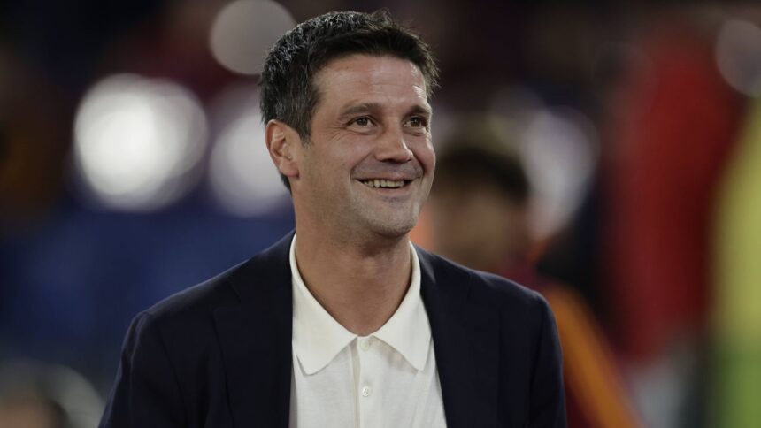 „Fostul golgheter al României își exprimă opinia despre Cristi Chivu: „Acolo trebuie să îți pui bazele”” 1 video exclusiv intrebat despre cristi chivu fostul golgheter al romaniei s a pronuntat clar de acolo trebuie sa incepi 68fa402be80e9