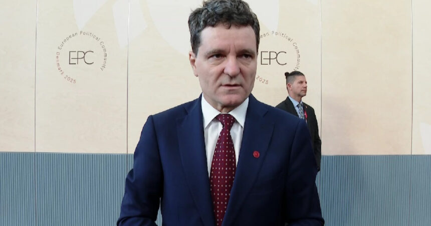 Nicuşor Dan dezvăluie în fața liderilor europeni impactul Rusiei asupra alegerilor: „Voi aborda manevrele grupării Potra de destabilizare” 1 video nicusor dan explica liderilor ue cum a influentat rusia alegerile o sa vorbesc despre incercarile gruparii potra de destabilizare 68de64d37ce65
