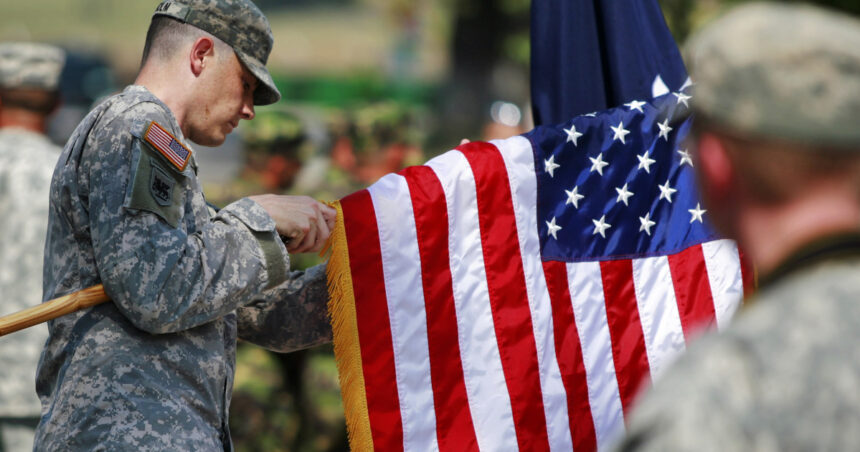 video nu am reusit sa ii tinem aici dar ei ne au luat fetele ingrijorare la vestea plecarii americanilor din baza nato kogalniceanu 69039ab61c52e