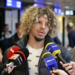 „Fără așteptări! Jayson Papeau își dezvăluie secretele: A fost pe radarul Rapidului înainte de a semna cu Unirea Slobozia?” 2 video nu astept nimic jayson papeau a dat cartile pe fata l a cautat rapid inainte sa bata palma cu unirea slobozia 68de78a51a4b1