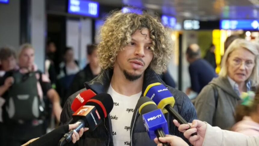 „Fără așteptări! Jayson Papeau își dezvăluie secretele: A fost pe radarul Rapidului înainte de a semna cu Unirea Slobozia?” 1 video nu astept nimic jayson papeau a dat cartile pe fata l a cautat rapid inainte sa bata palma cu unirea slobozia 68de78a51a4b1