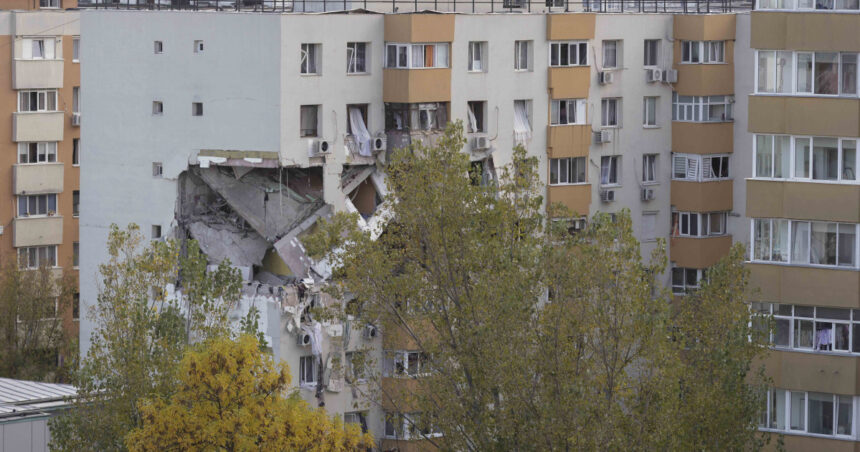 O săptămână de la explozia din Rahova: informații actualizate despre motivele deflagrației și viitorul blocului afectat 1 video o saptamana de la explozia din rahova ce stim pana acum despre cauza deflagratiei si ce se va intampla cu blocul distrus 68fb36ae044b7