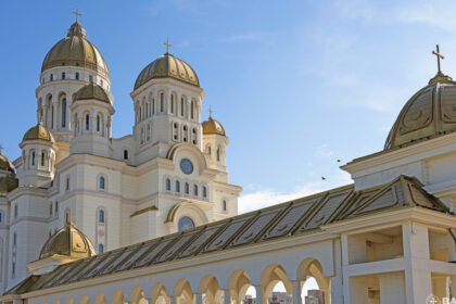 video restrictii de trafic pentru sfintirea catedralei nationale bulevardele din bucuresti pe care circulatia masinilor va fi oprita 68fd03439aeb6
