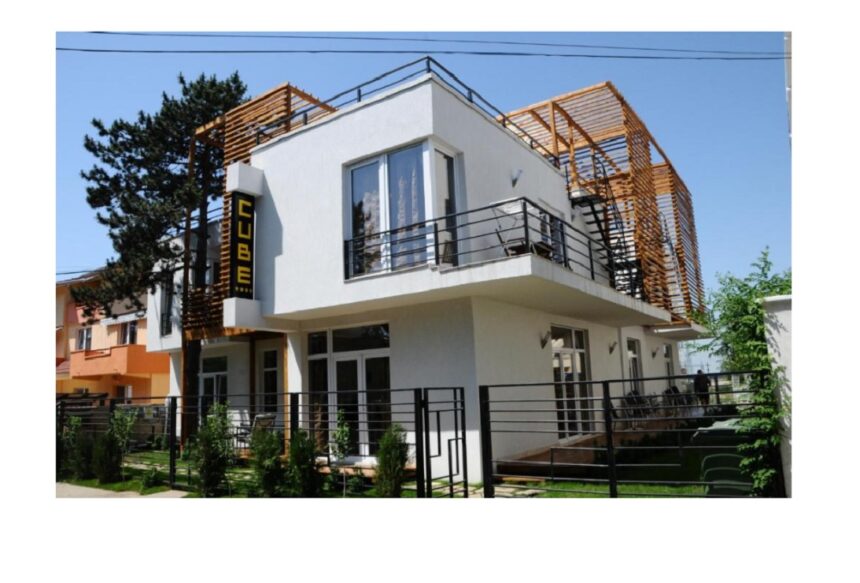 Vila Cube din Eforie Nord, fostă proprietate a consilierului local Aurelian-Marius Marin, scoasă la vânzare pentru suma de peste 600.000 de euro 1 vila cube proprietate detinuta in eforie nord de fostul consilier local aurelian marius marin se vinde pentru peste 600 000 de euro 68f06627ad7c7