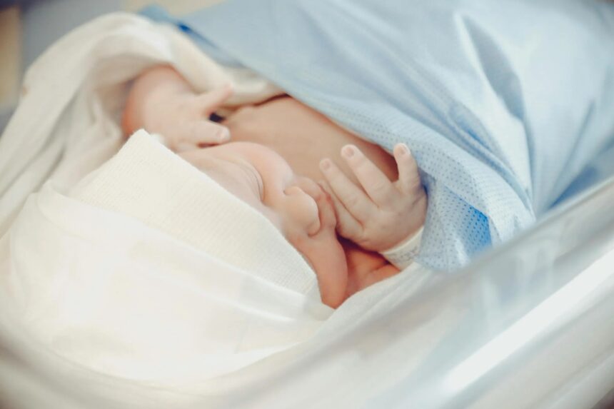 Ajutoare financiare pentru familiile constănțene: Bebe trusou susține cererile din perioada februarie-aprilie 2024 1 vin banii pentru familiile din constanta sprijin bebe trusou pentru cererile depuse in februarie aprilie 2024 68efb65d49682