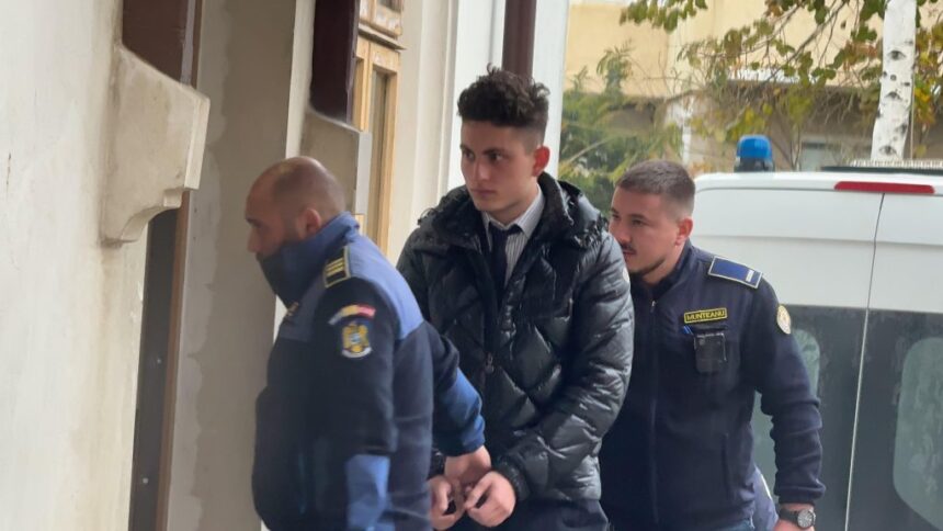Vlad Pascu își pune speranțele în revizuirea sentinței. Acțiune la Înalta Curte de Casație și Justiție 1 vlad pascu spera la o modificare a pedepsei demers la inalta curte de casatie si justitie 68de4307b5007
