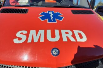 accident rutier la 23 august un autoturism a intrat in parapet 6907323325178