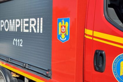 alerta la isu dobrogea arde un apartament pe strada badea cartan 691aea9c7760b
