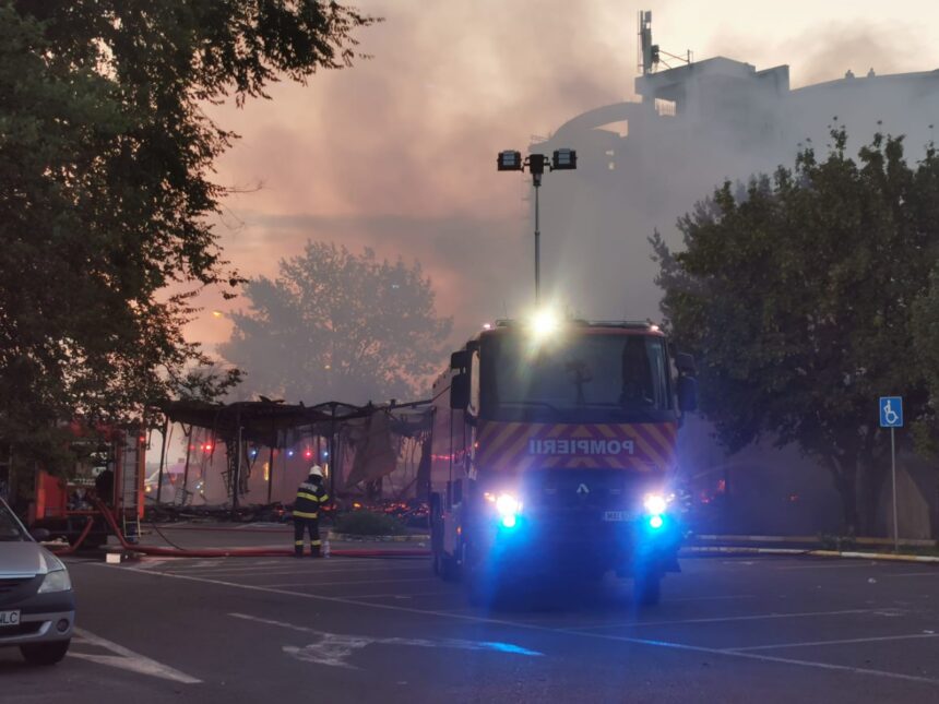 alerta la pompieri arde o baraca pe strada pelicanului din constanta 6929ed2ea1a01