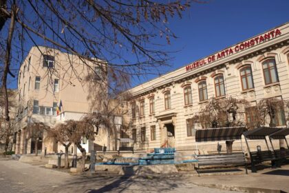 calatoria expozitie de pictura mirela dimcea la muzeul de arta constanta 6911ac916b624