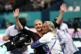 camelia si sabrina voinea raspund impreuna la scandalul iscat in gimnastica romaneasca 691e1f27c5724