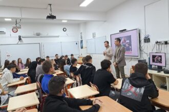 campania caravana dependentei organizata de asociatia tomis antidrog constanta a ajuns si la liceul teoretic din comuna cobadin 690c7bbf48dd0