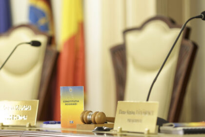 ccr declara neconstitutionala legea care majora salariile in ministerul economiei dupa sesizarea lui nicusor dan 6925b78642074