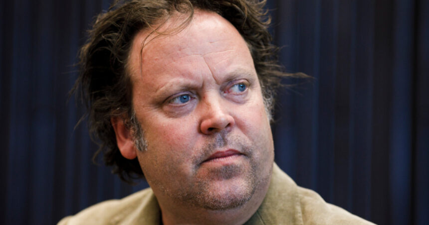 charley ottley a obtinut cetatenia romana cand va depune juramantul producatorul britanic al wild carpathia si flavours of romania 6908e0be53932